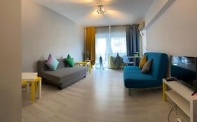 Green Apartment 96